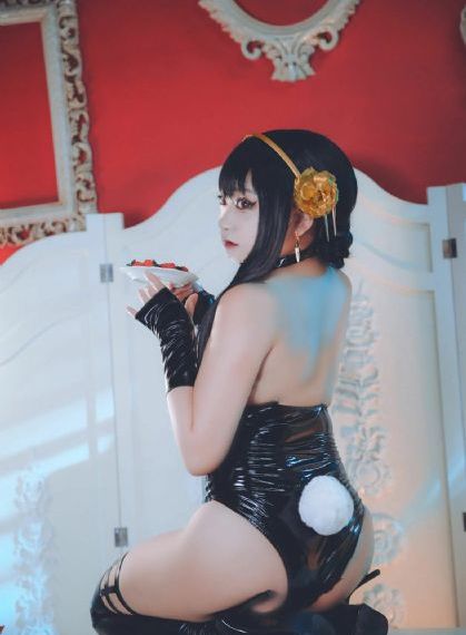 我和丰满女邻居