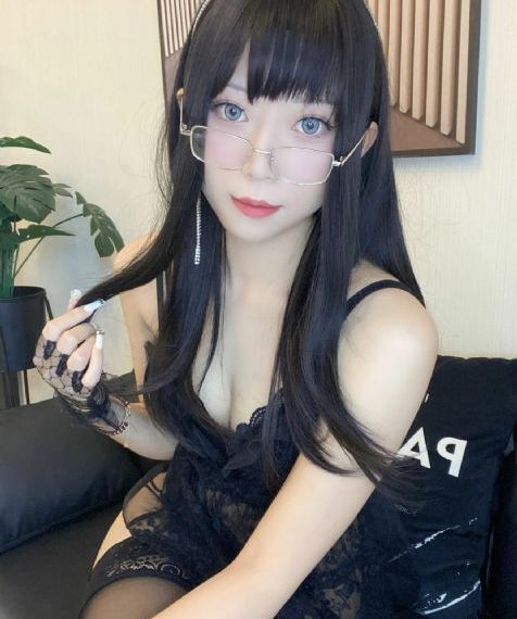 半夜不要照镜子