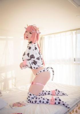 侵犯出差女老板中文字幕