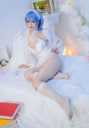 她是我的女朋友电影免费观看
